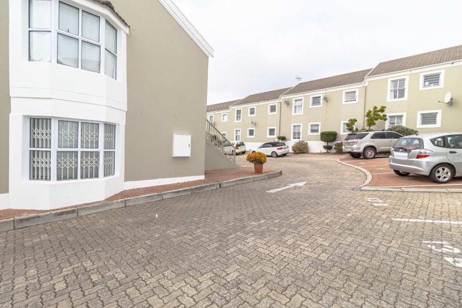 2 Bedroom Property for Sale in West Beach Western Cape